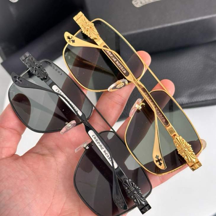 Picture of Chrome Hearts Sunglasses _SKUfw76720197fw